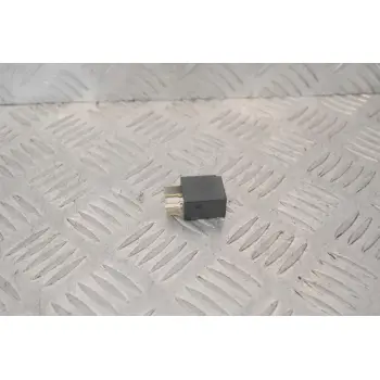 Ρελέ Βεντιλατέρ / Ανάφλεξης Nissan Qashqai J11 2013-2020 25230-9F905 4RD007814-04 (5 Pins)