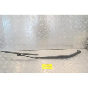 Βραχίονας Υαλοκαθαριστήρα Δεξιός Nissan Qashqai II J11 2013-2021