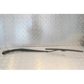 Βραχίονας Υαλοκαθαριστήρα Δεξιός Nissan Qashqai II J11 2013-2021
