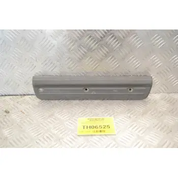 Κάλυμμα Μαρσπιέ Mitsubishi Pajero Sport 1998-2007 MR227560 (εσωτερικό, πίσω Δεξιία πόρτα )