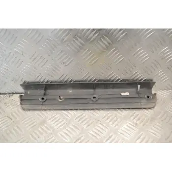 Κάλυμμα Μαρσπιέ Mitsubishi Pajero Sport 1998-2007 MR227560 (εσωτερικό, πίσω Δεξιία πόρτα )