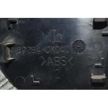 Τάπα Εσωτερικής Χειρολαβής Αριστερά Toyota Hilux GUN125L 2015-2020 69284-0K040