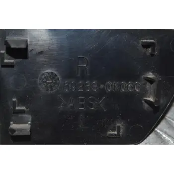 Τάπα Εσωτερικής Χειρολαβής Δεξιά Toyota Hilux GUN125L 2015-2020 69283-0K060