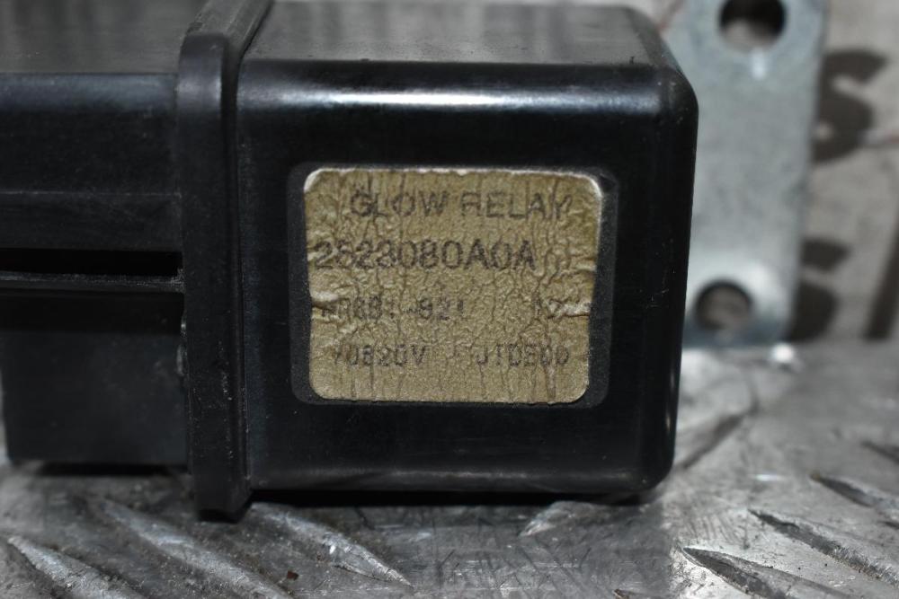 Ρελέ Προθέρμανσης Nissan Navara D40 2005-2012 2523080A00 (4pins)