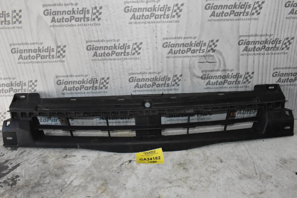 Μετώπη / Κάλυμμα Opel Vivaro 2002-2009 620300101R