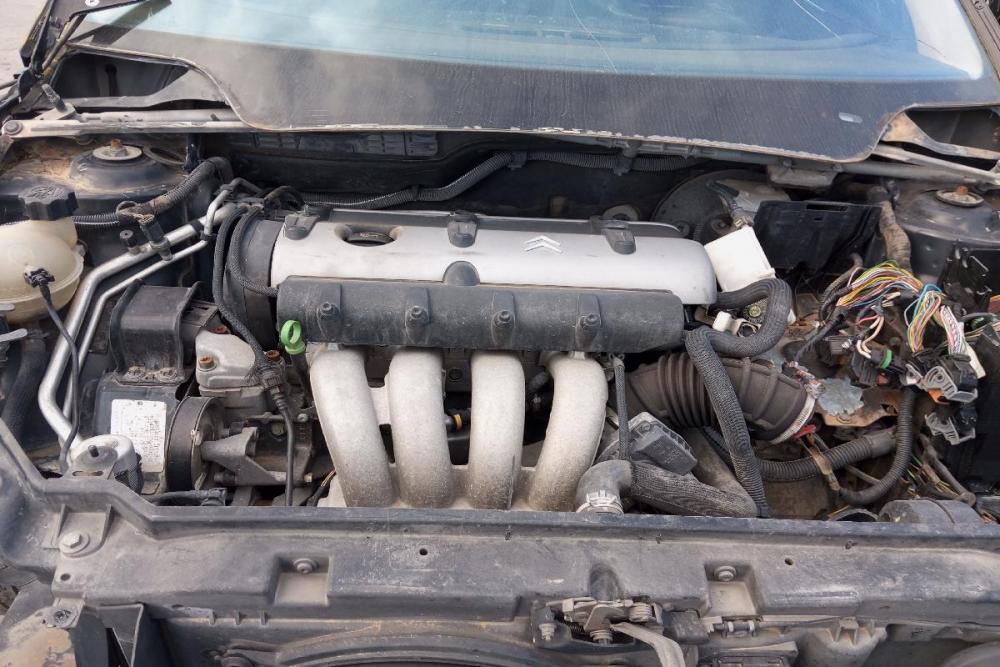 Ολόκληρο Αυτοκίνητο Citroen C4 Κωδ.Κινητηρα RFK 2000cc 177hp 2004-2011