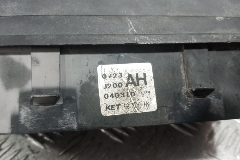 Ασφάλειες - Ασφαλειοθήκη Chevrolet Lacetti 2003-2007 J200AH *Σπασιμο στην μια μερια