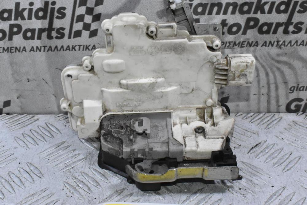 Κλειδαριά Πόρτας Πίσω Δεξιά Porsche Cayenne 958 2010-2018 (Γνήσια) 8J1839016 (Volkswagen Touareg / Audi A4)