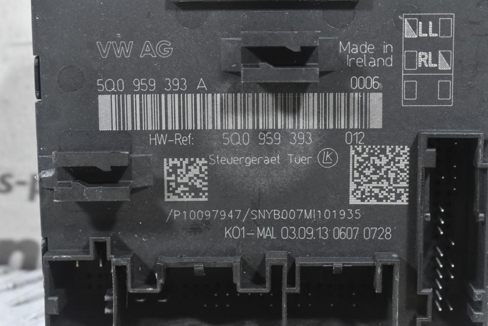 Εγκέφαλος / Πλακέτα Πόρτας Volkswagen Golf 7 / Passat / Tiguan 2012-2017 5Q0959393A 5Q0959393 (Γνήσιος) (Audi A3 Q2 Q3 / Seat leon / Skoda Octavia Kodiaq SuperB)