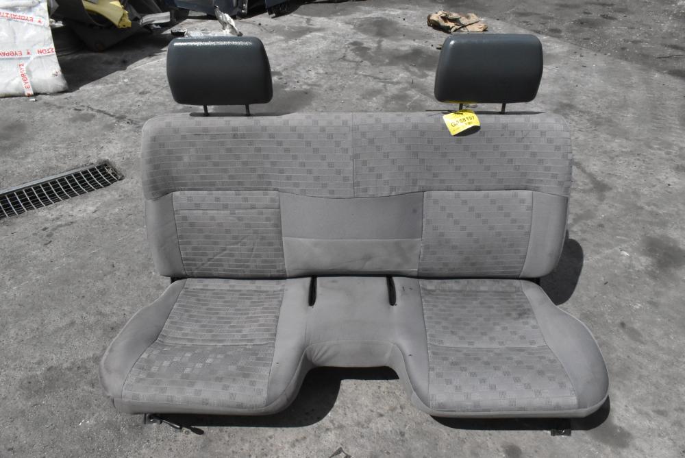 Καθίσμα Μονοκομματο Καναπες Nissan Navara D22 1998-2005