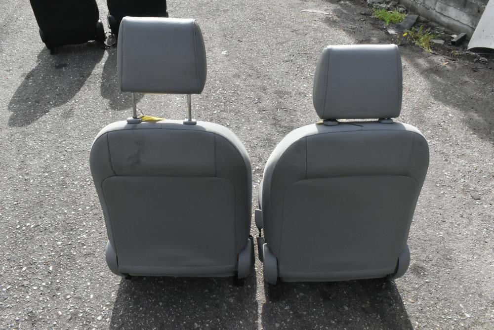Καθίσματα (Σέτ Αριστερό-Δεξί) Toyota Hilux KUN 2005-2015