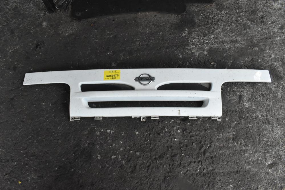 Ανω Μασκα Nissan Cabstar F23 1998-2005
