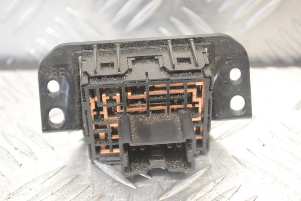 Διακόπτης Ρύθμισης Καθρεπτών Nissan Patrol Y61 2000-2008