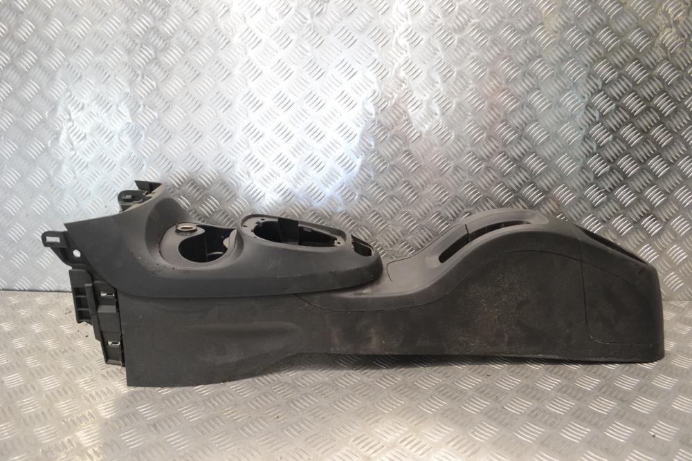 Κεντρική Κονσόλα Δαπέδου Fiat 500L 351/352 2012-2022 07355569390 735547542