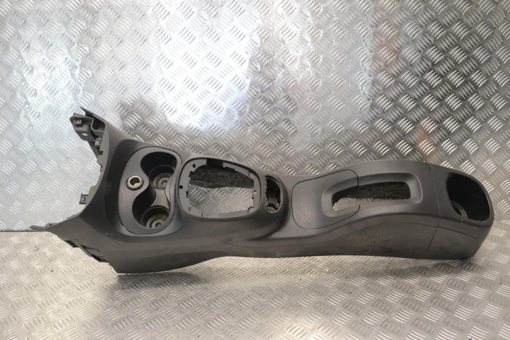Κεντρική Κονσόλα Δαπέδου Fiat 500L 351/352 2012-2022 07355569390 735547542