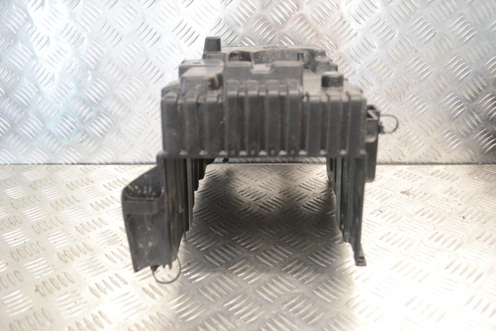 Βάση Μπαταρίας Ford Fiesta MK8 2017-2022 H1BB-10723-AC